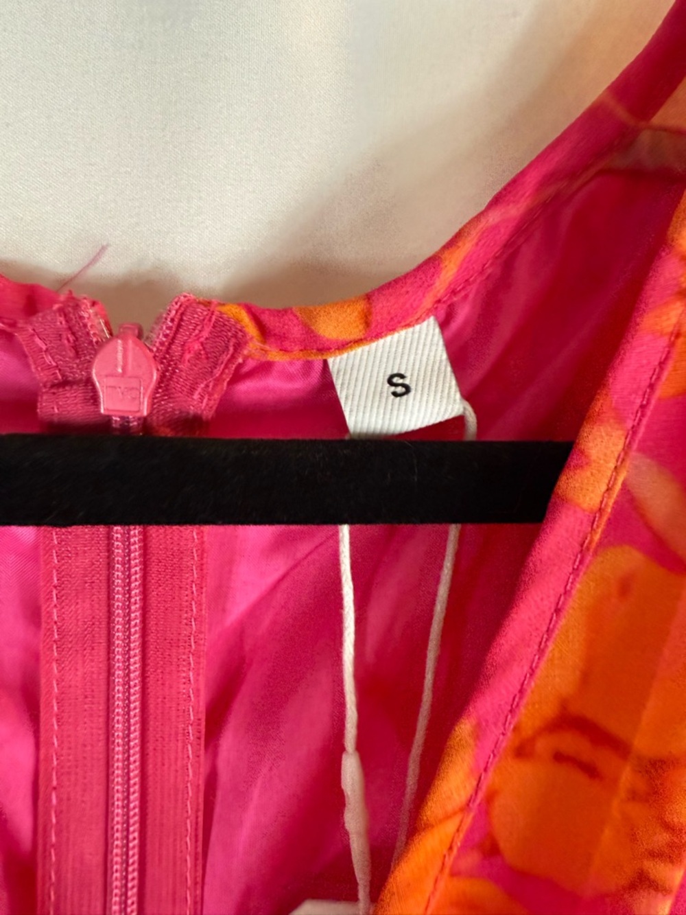 FLORAL MIDI DRESS FOR SUMMER GATHERINGS size: S color: pink-orange floral print - Picture 8 of 17